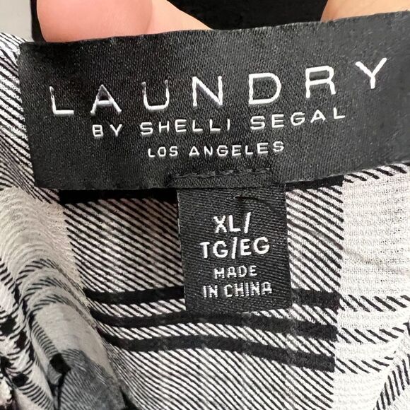 Laundry by Shelli Segal Wrap Blouse Black NEW - Picture 5 of 7